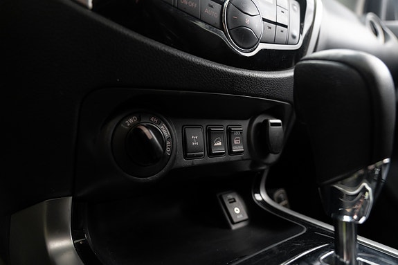 Nissan Navara 26 of 30