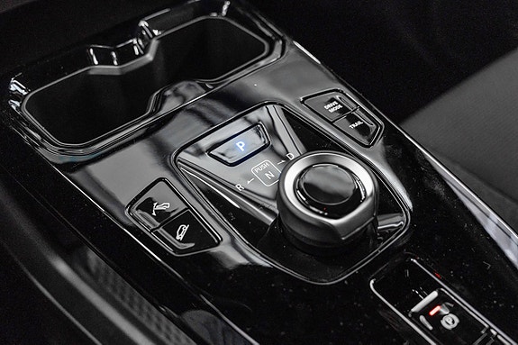 Suzuki eVitara 12 of 23