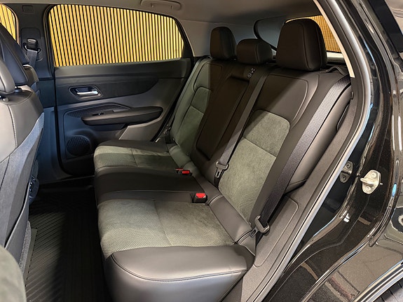 Nissan Ariya 19 of 23