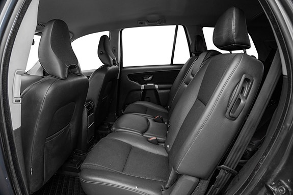 Volvo XC90 20 of 30