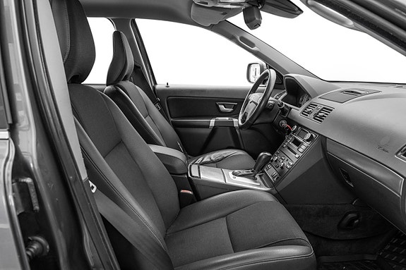 Volvo XC90 25 of 30