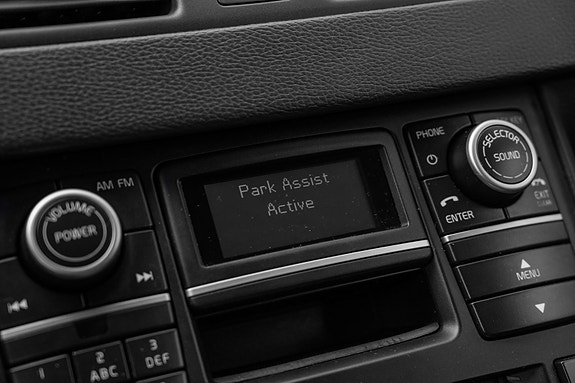 Volvo XC90 16 of 30