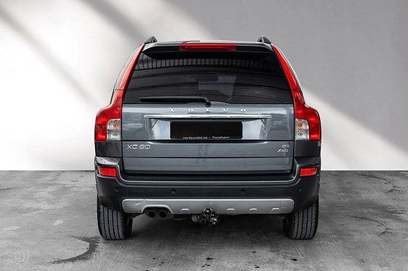 Volvo XC90 8 of 30