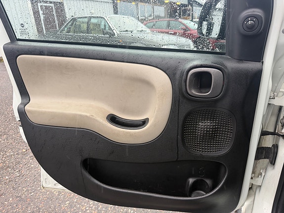 Fiat Panda 15 of 16