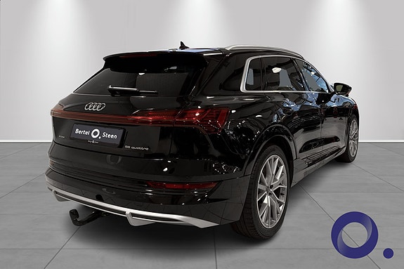 Audi e-tron 6 of 22