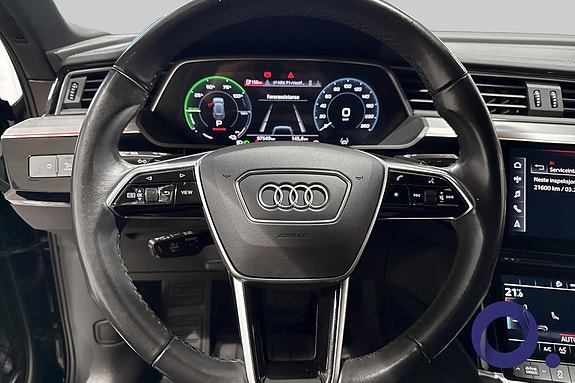 Audi e-tron 21 of 22