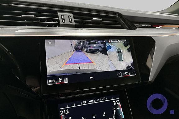 Audi e-tron 17 of 22