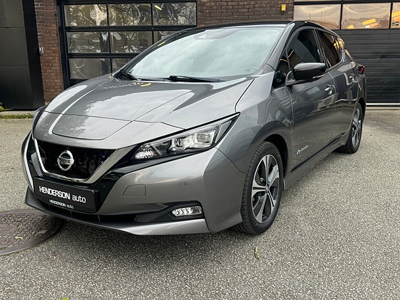 Nissan Leaf 2 of 29