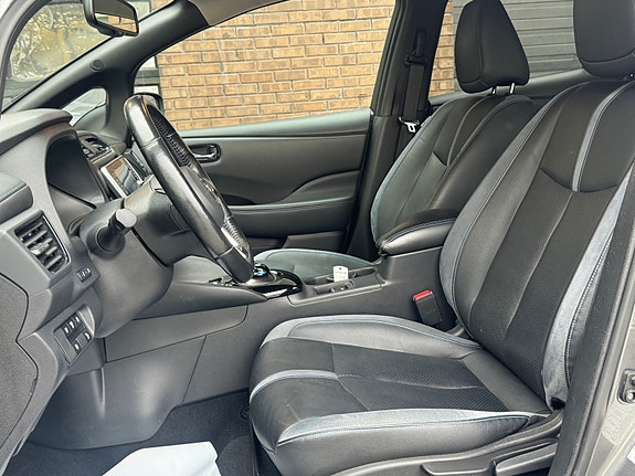Nissan Leaf 13 of 29