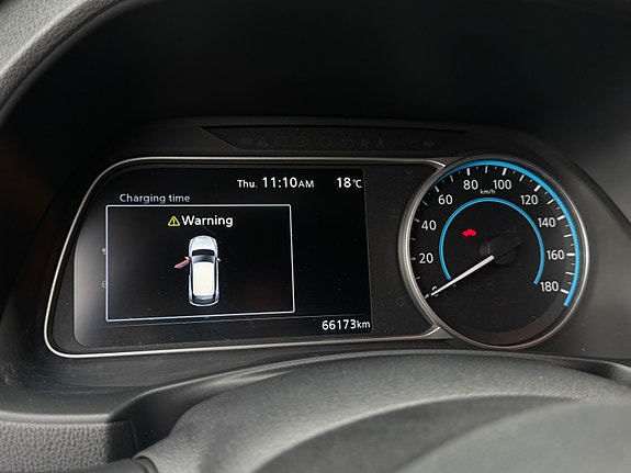 Nissan Leaf 16 of 29