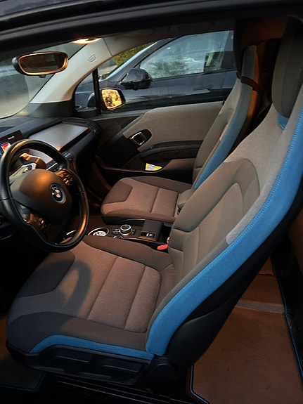 BMW i3 12 of 25