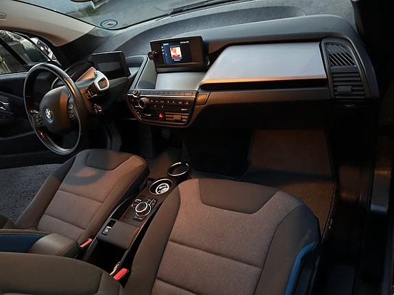 BMW i3 18 of 25