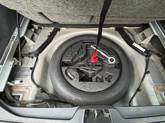 Volvo V70 9 of 25