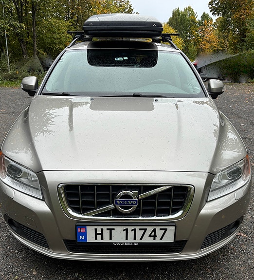 Volvo V70 5 of 25