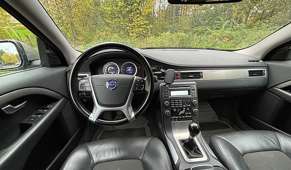 Volvo V70 15 of 25