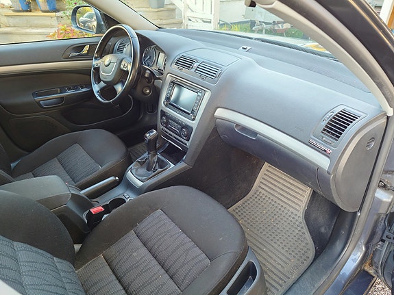 Skoda Octavia 7 of 30