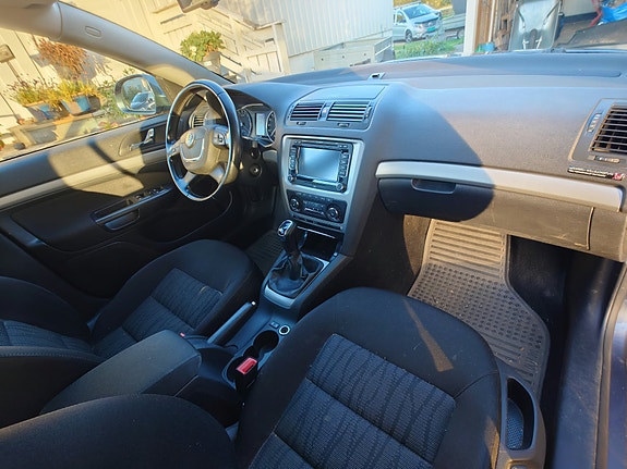 Skoda Octavia 16 of 30