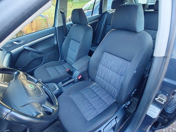 Skoda Octavia 11 of 30