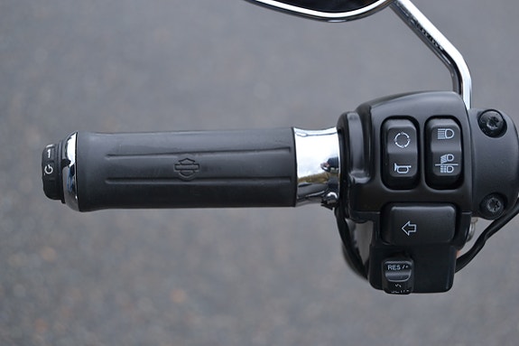 Harley-Davidson FLSL Slim 25 of 26