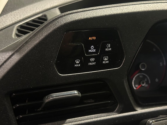 Volkswagen Caddy 14 of 22