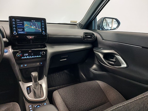 Toyota Yaris Cross 27 of 30
