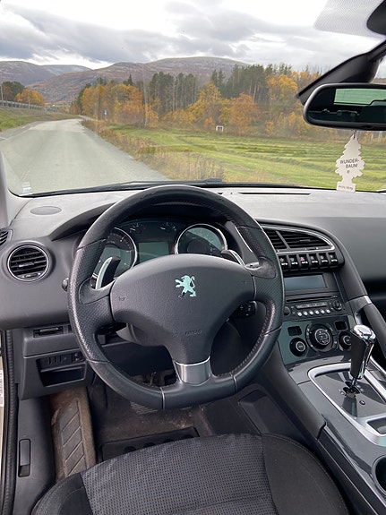 Peugeot 3008 8 of 30