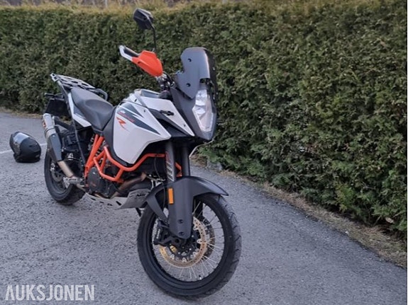 KTM 1090 Adventure R 3 of 11