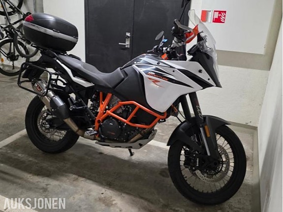 KTM 1090 Adventure R 6 of 11