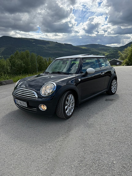 MINI Cooper 3 of 10