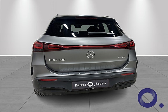 Mercedes-Benz EQA300 4 of 18