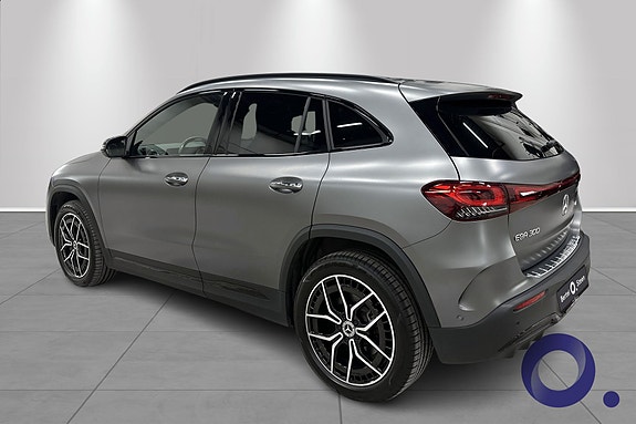 Mercedes-Benz EQA300 3 of 18