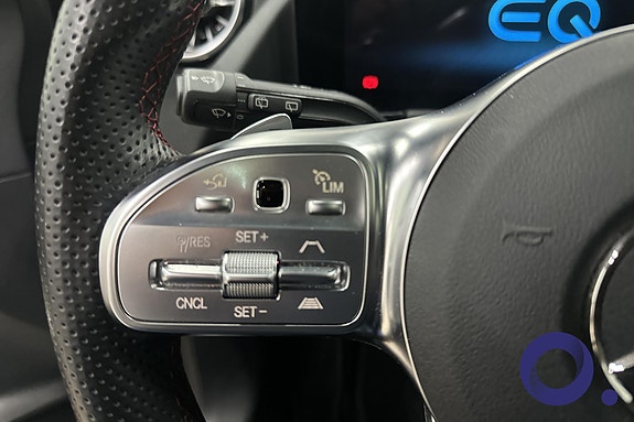 Mercedes-Benz EQA300 15 of 18