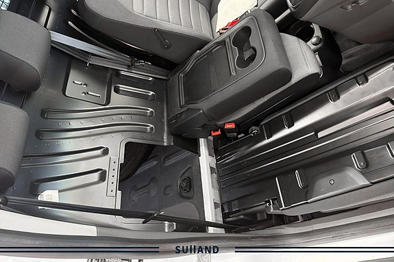 Ford Transit Connect 17 of 19