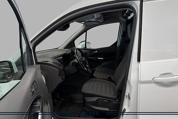 Ford Transit Connect 11 of 19