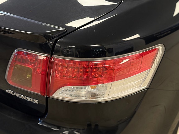 Toyota Avensis 16 of 30
