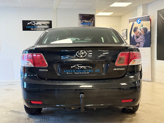 Toyota Avensis 13 of 30