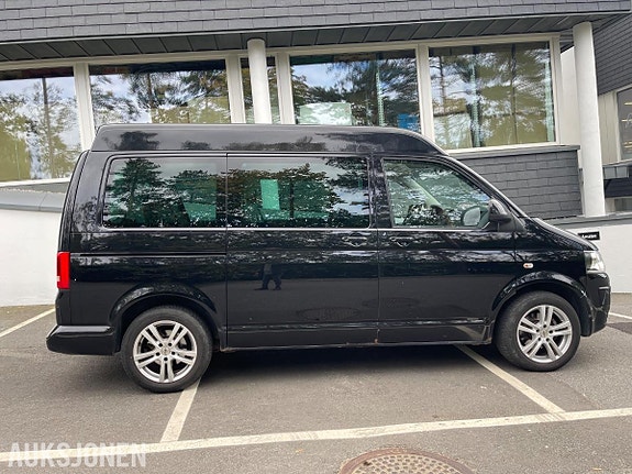 Volkswagen Caravelle 4 of 30