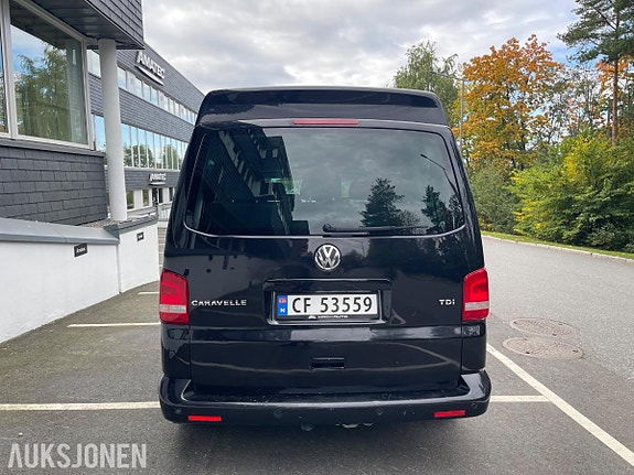 Volkswagen Caravelle 6 of 30