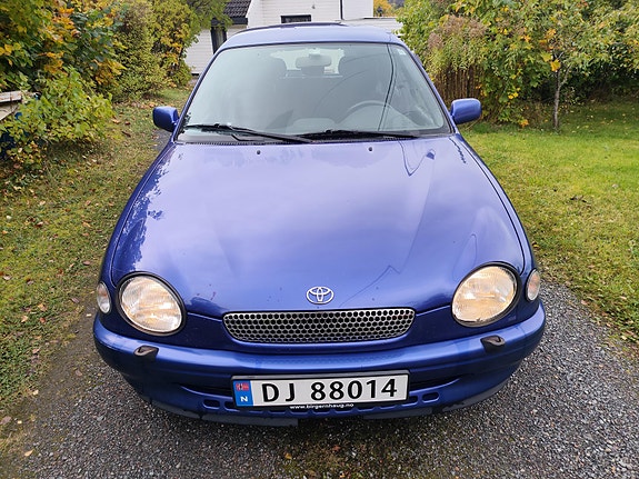 Toyota Corolla 9 of 15