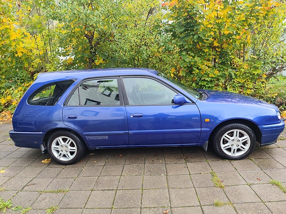 Toyota Corolla 10 of 15