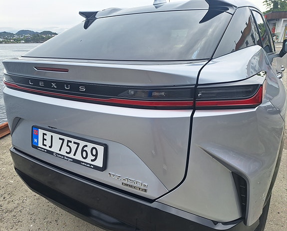Lexus RZ450e 4 of 28