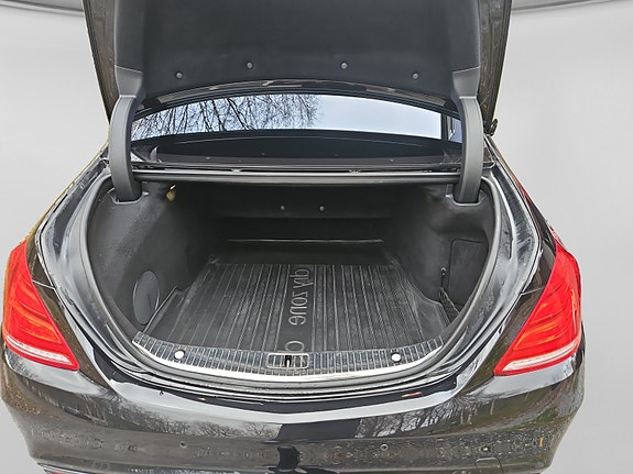 Mercedes-Benz S350 d 26 of 30