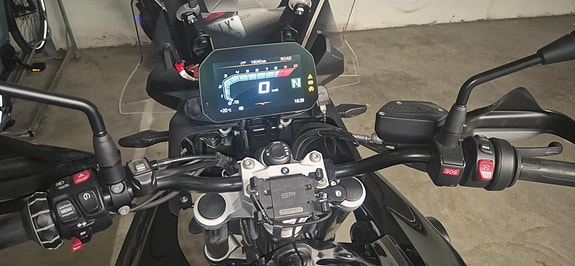 BMW F 750 GS 10 of 11