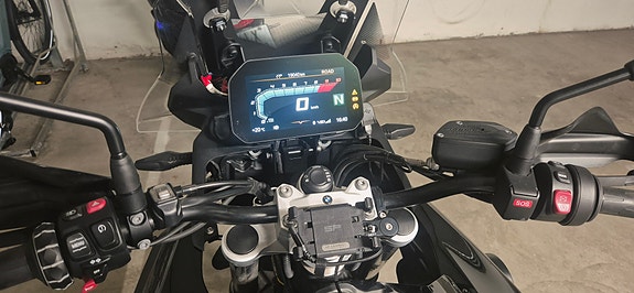BMW F 750 GS 4 of 11