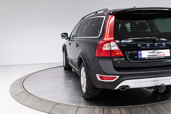 Volvo XC70 7 of 30