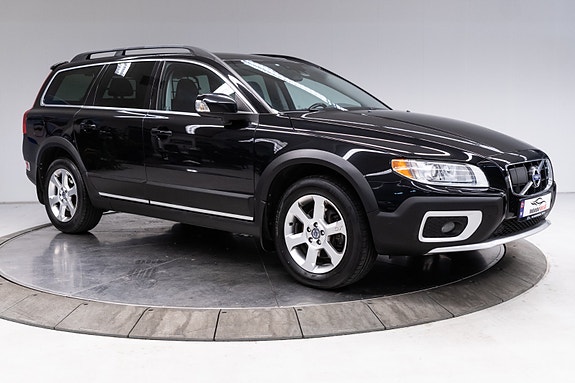 Volvo XC70 13 of 30