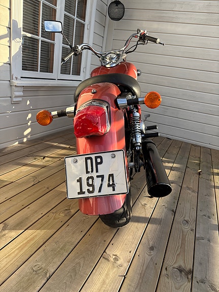 Honda VT 125 Shadow 2 of 4
