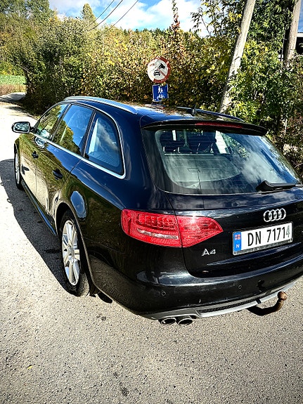 Audi A4 4 of 15