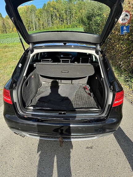 Audi A4 5 of 15