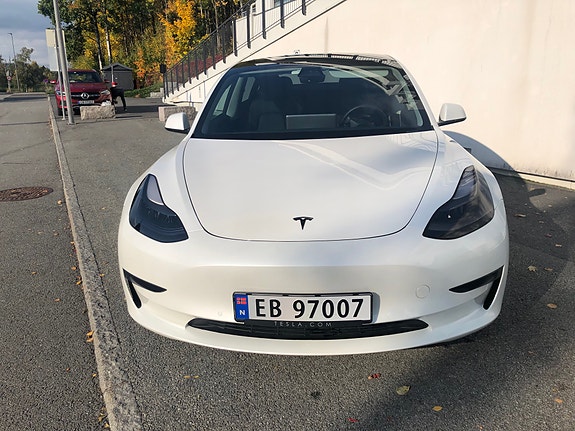 Tesla Model 3 6 of 14